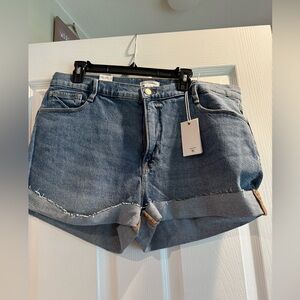 NWT Good American Good Petite Girlfriend Jean Shorts